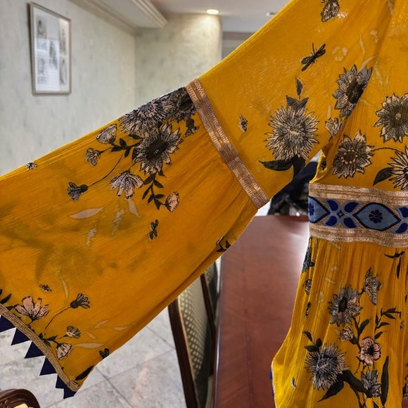 A & B Yellow, blue and gold floral "boho chic" open bell sleeve cardigan - Picture 7 of 9